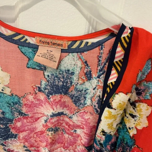 Red Open-Front Kimono - Picture 6 of 6